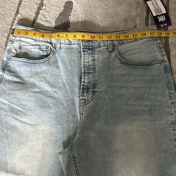 FRYE Women’s High-Rise Cuffed Cropped Jeans Size 14/32 - Picture 6 of 11